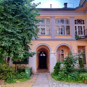 Gellerico At Horanszky Street Pensjonat